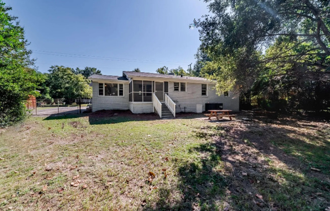 10 CARROLL CT
