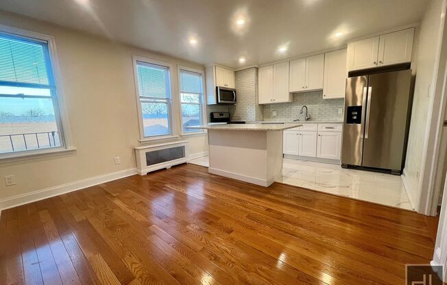 2 beds, 1 bath, 2,001 sqft, $2,900, Unit 2