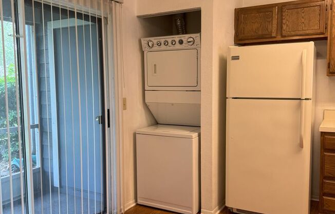 Manors of Bryn Mawr 2 Bed 2 Bath Condo AVAILABLE NOW!