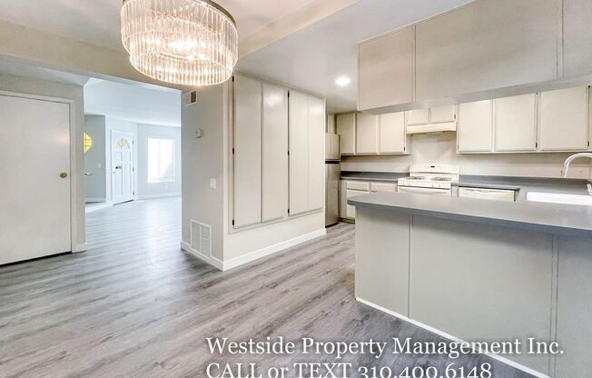 3739 S CENTINELA AVE