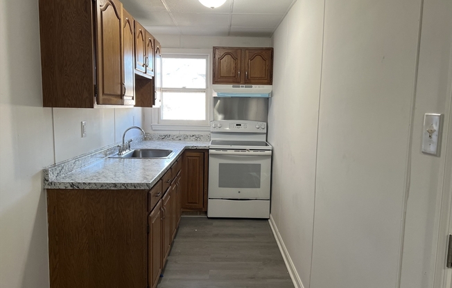 1 bed, 1 bath, 750 sqft, $1,600, Unit 3