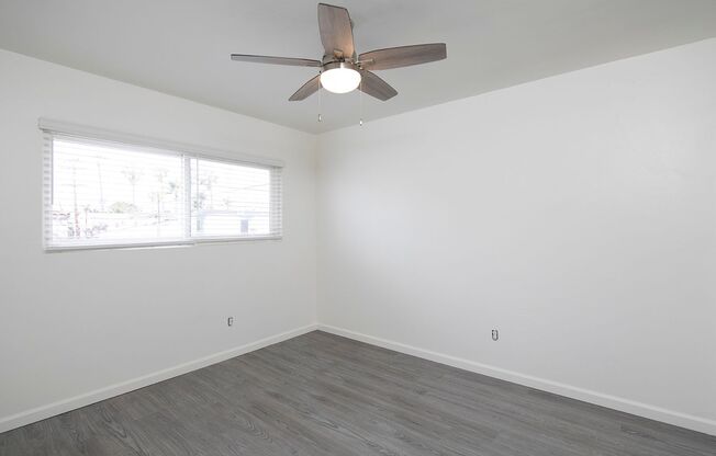 2 beds, 1 bath, $2,995, Unit 1346