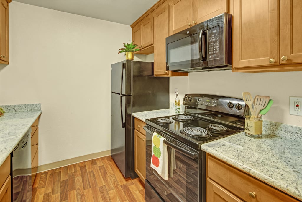 Welcome to Hillside Chalet Apartment Homes