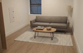 72 W 126 ST