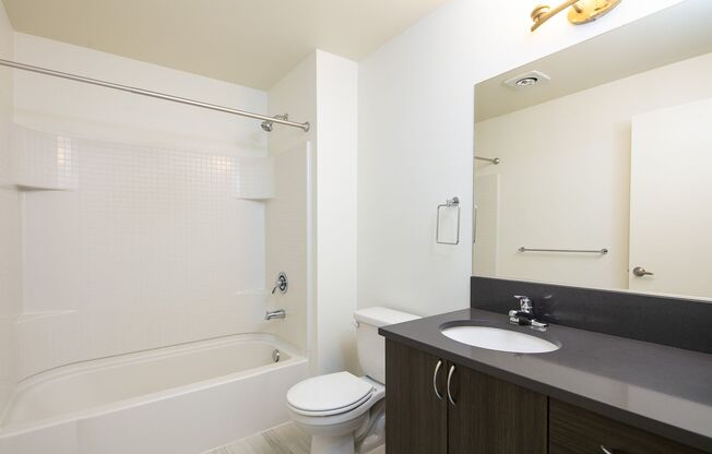 1 bed, 1 bath, 640 sqft, $1,995, Unit 411