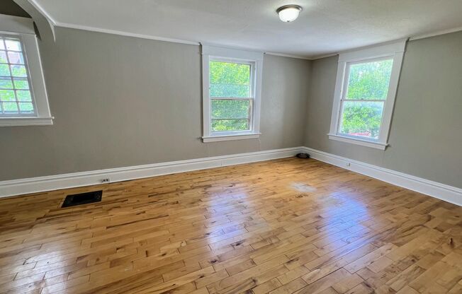246 Eastern Ave SE