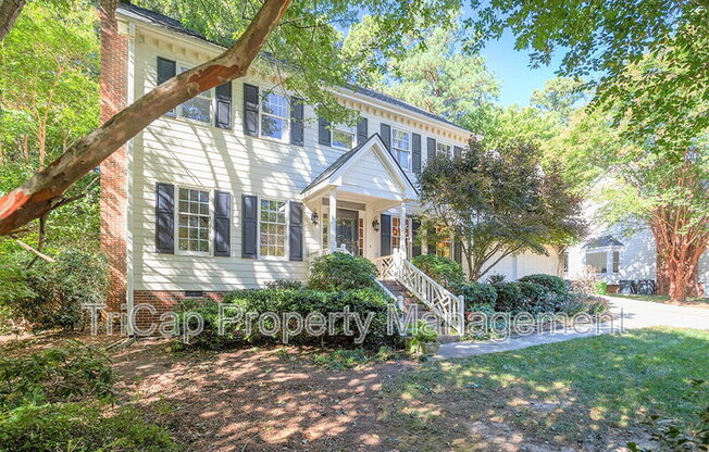 2113 HAMRICK DR