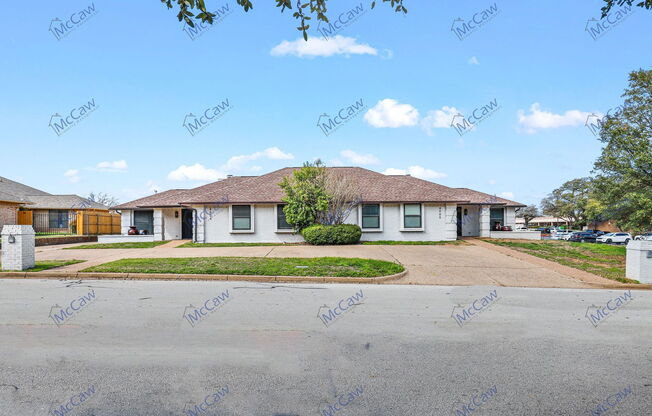4904 Ledgestone Drive