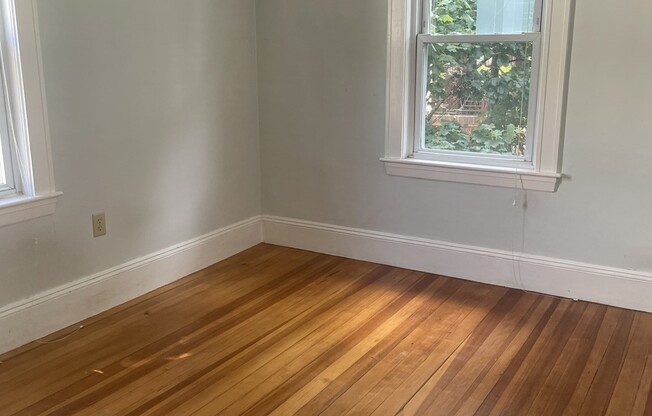 2 beds, 1 bath, 1,000 sqft, $2,600, Unit 1A