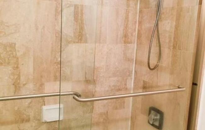 1 bed, 1 bath, 708 sqft, $4,800, Unit 22C