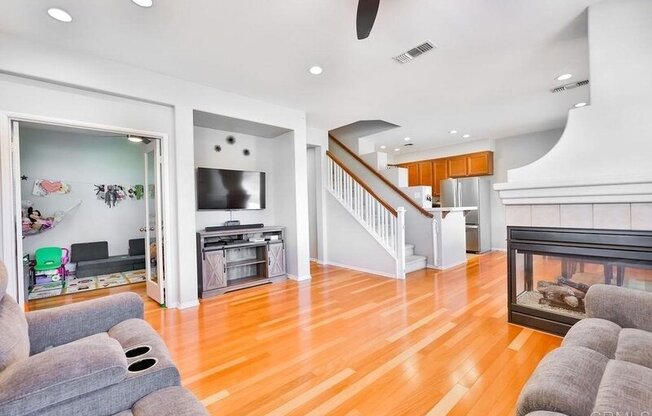 1423 GARIBAY