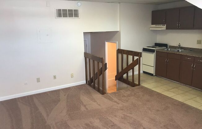 Studio, 1 bath, 400 sqft, $765, Unit 514