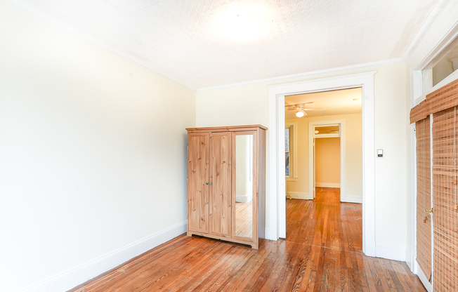 Unique Three Bedroom One Bath In Columbia Heights-Back Patio with Deck, Near Metro, Columbia Heights Nightlife!