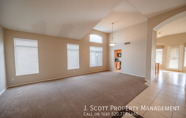 7417 W CANDELARIA DR