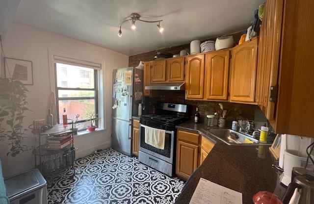 135 ADELPHI ST