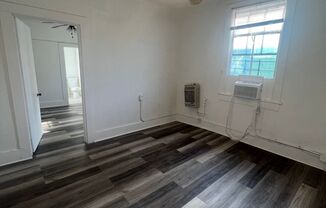 1 bed, 1 bath, 500 sqft, $1,050, Unit 1531 St. Ann - 1B
