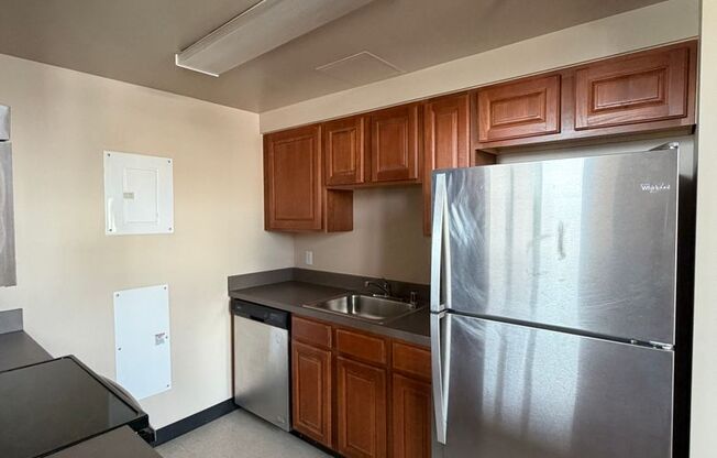 1 bed, 1 bath, 800 sqft, $2,038, Unit T710