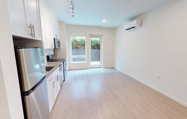 Studio, 1 bath, 370 sqft, $1,845, Unit 109