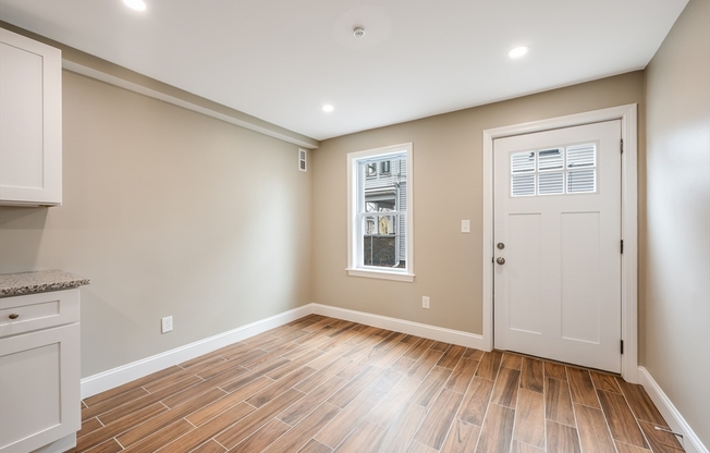 25 BUCKLEY ST