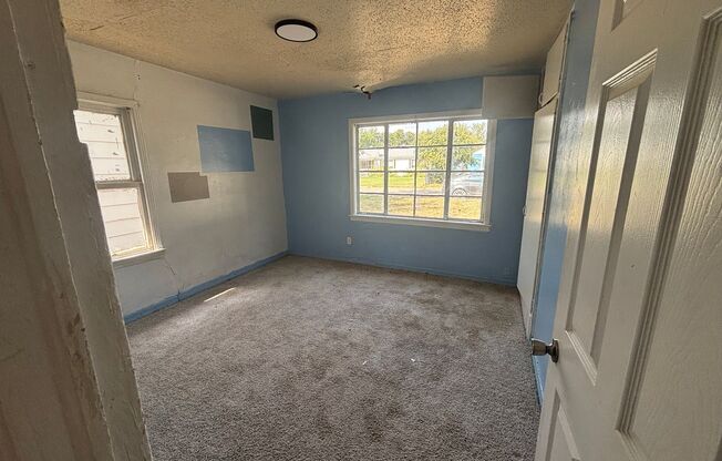 NW- 2 BEDROOM 1 BATH