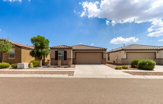 Fabulous 4 bed/2 bath home near South Mountain Preserve!  **MOVE IN SPECIAL**