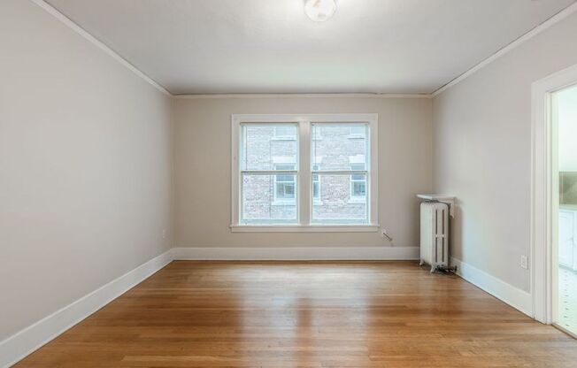 Studio, 1 bath, 400 sqft, $1,350, Unit 01 - 317