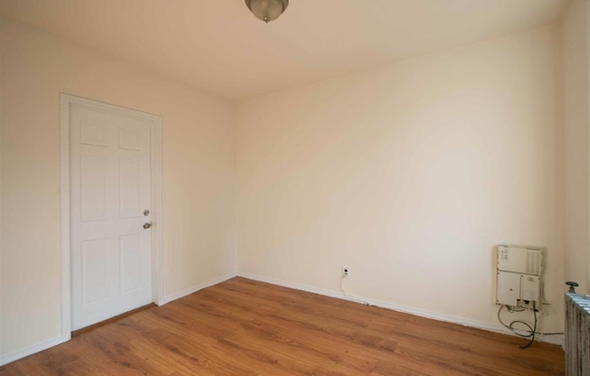 376 SMT AVE