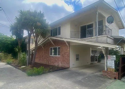 351 CHUMALIA ST