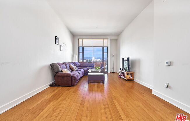 2 beds, 2 baths, 1,690 sqft, $3,800, Unit 405
