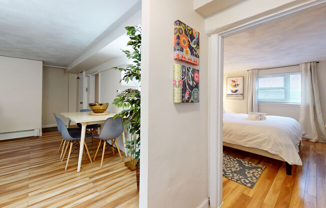 1 bed, 1 bath, 700 sqft, $4,300, Unit 1B