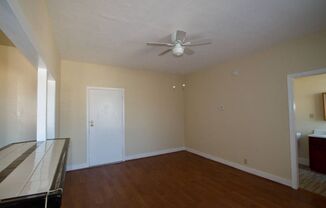 Studio, 1 bath, 550 sqft, $1,450, Unit 08