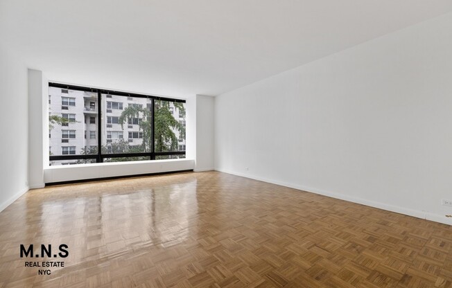 1 bed, 1.5 baths, 935 sqft, $6,250, Unit 14-A