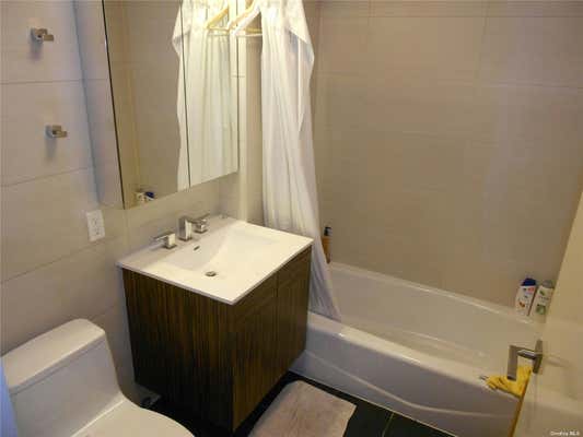 2 beds, 2 baths, $3,200, Unit 10J