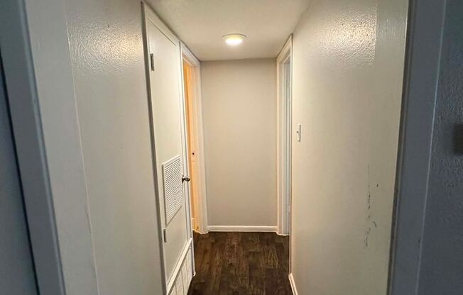 1 bed, 1 bath, 750 sqft, $1,095, Unit 01-0111