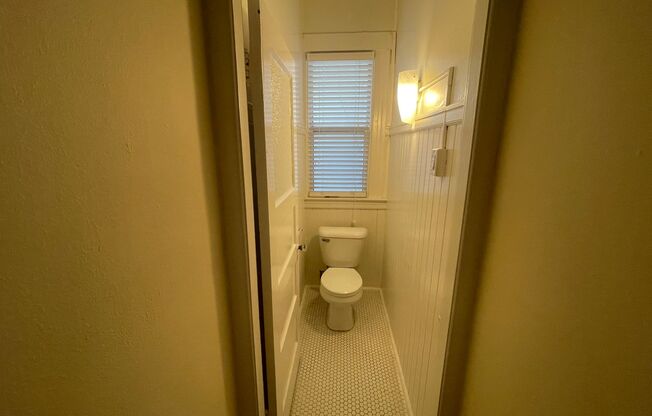 184 (1608-14 Larkin)