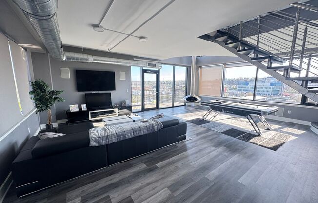 2 beds, 2 baths, 2,000 sqft, $4,550, Unit 600 Broadway Ave NW - Unit 601 A