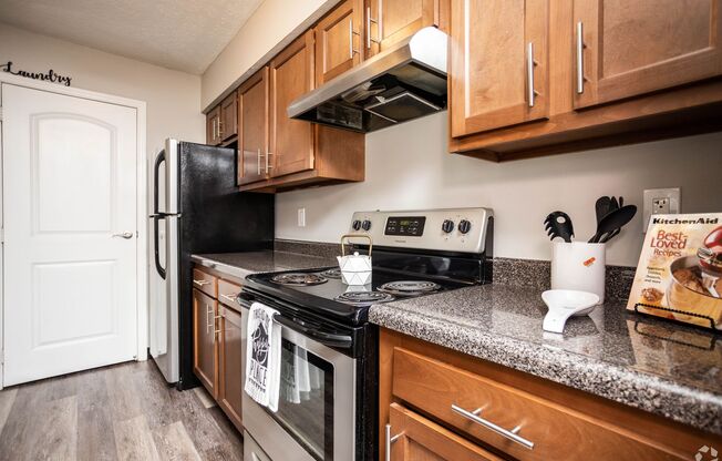 2 beds, 2 baths, $1,495, Unit 7112-2A