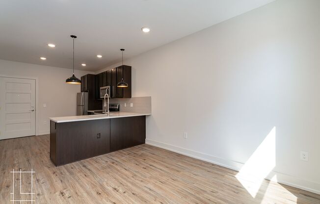 1 bed, 1 bath, $1,261, Unit 1050 N 4th St. Apt. 202