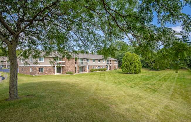 Lush Green Spaces at Glen Hills Apartments, Glendale, WI, 53209