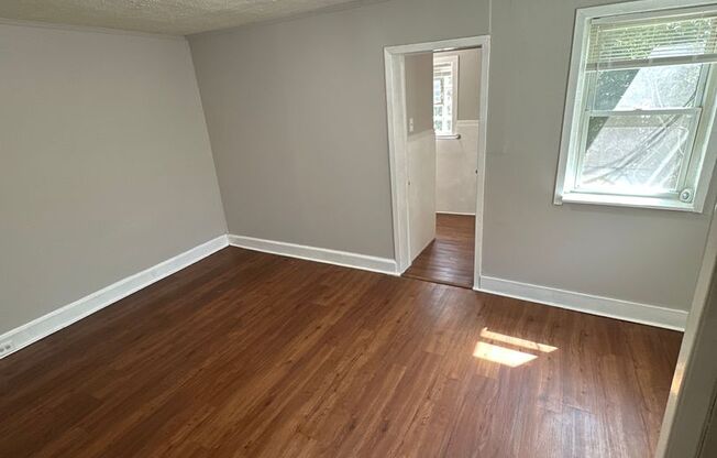 1 bed, 1 bath, 700 sqft, $925