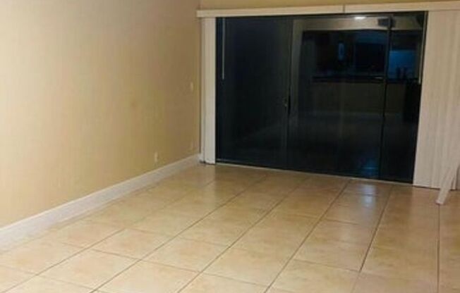 3 beds, 2 baths, $2,695, Unit # F