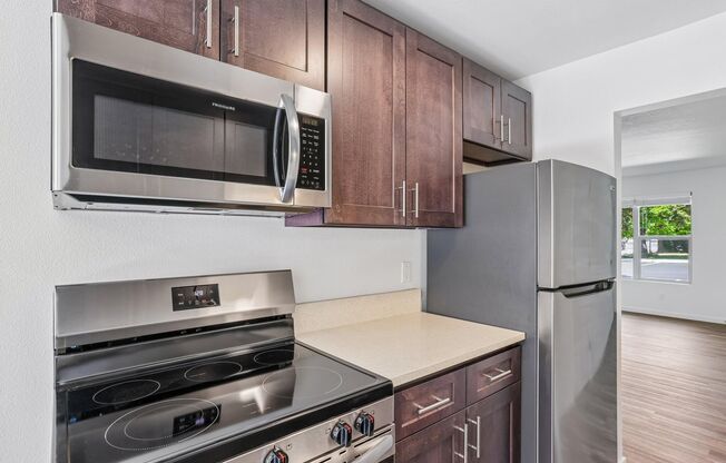 1 bed, 1 bath, 698 sqft, $1,399, Unit 83