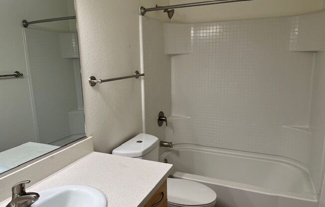 1 bed, 1 bath, 635 sqft, $2,320, Unit 5001