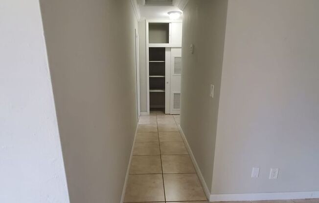 1 bed, 1 bath, 825 sqft, $1,750, Unit Apt # 5