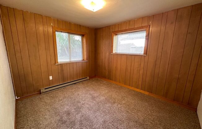 3 beds, 1 bath, $1,725