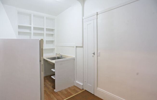 1235 Bush Street #25