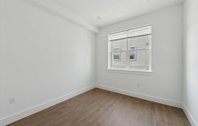 1 bed, 1 bath, 725 sqft, $1,313, Unit 204