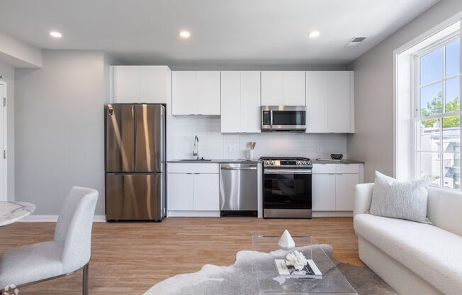 1 bed, 1 bath, 519 sqft, $2,595, Unit 319