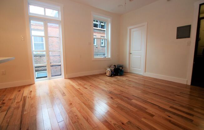 1 bedroom apartment in the heart of northern liberties available SEPT 1ST