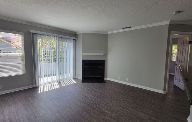 1 bed, 1 bath, 694 sqft, $2,335, Unit 710